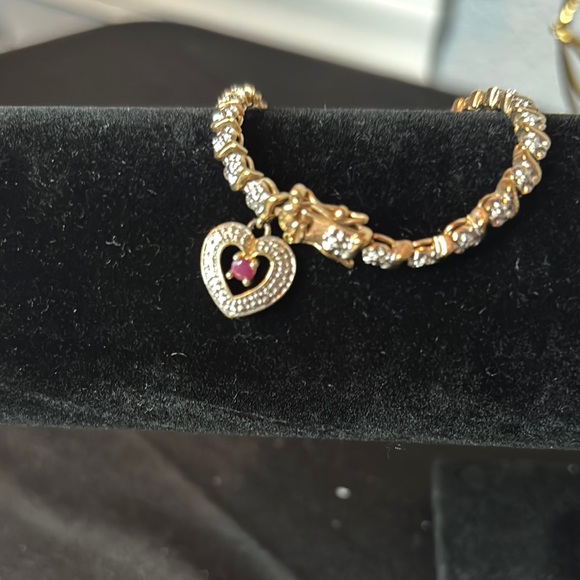 Vintage 925 Gold plated Heart Charm Bracelet - Picture 5 of 6